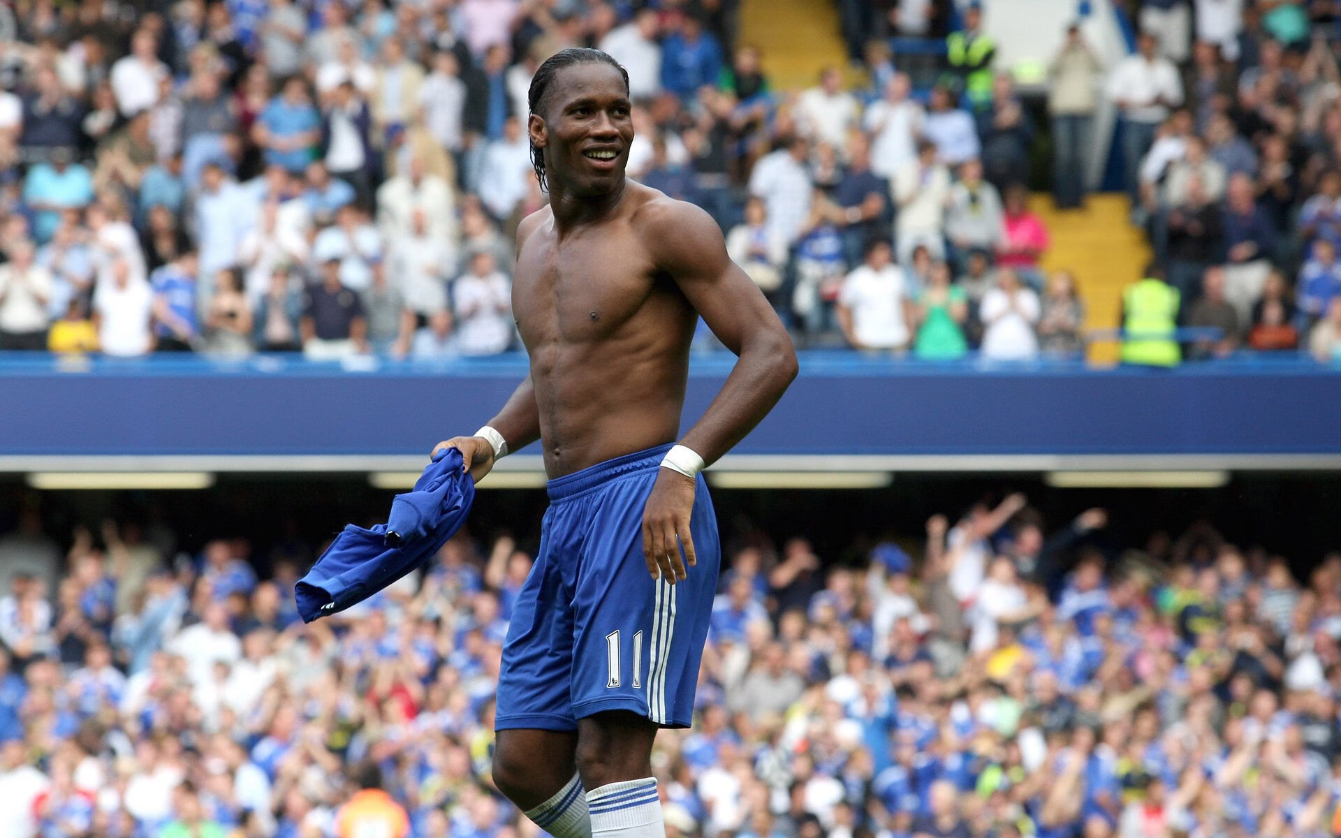 足球联赛引入VAR技术，减少误判提升比赛公正，足球比赛var什么意思